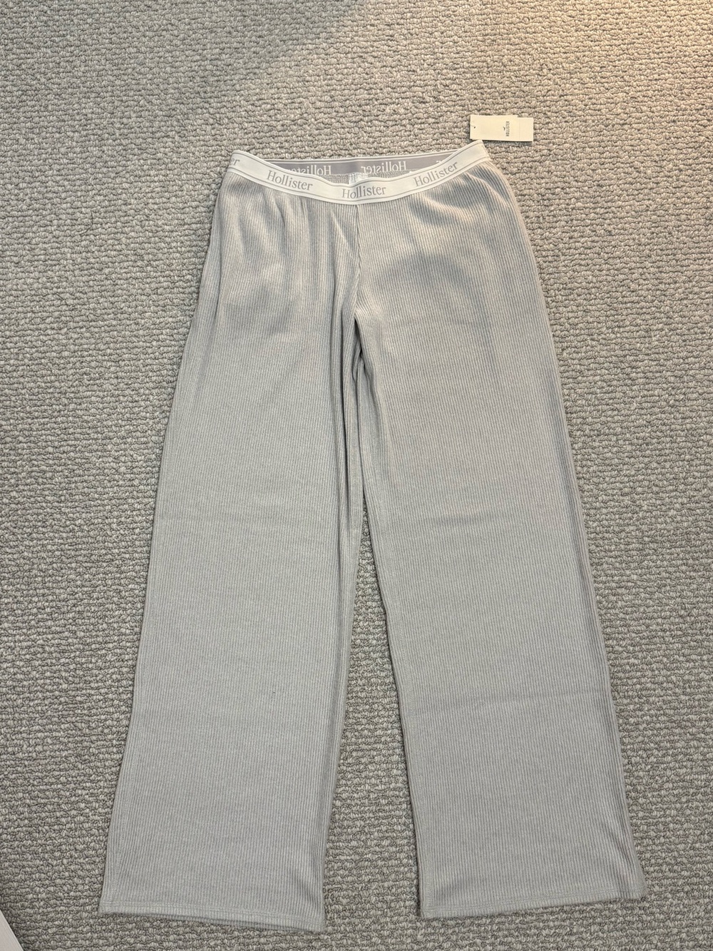 Hollister Light Gray Ribbed Wide-Leg Sweatpants! BRAND NEW!!!!